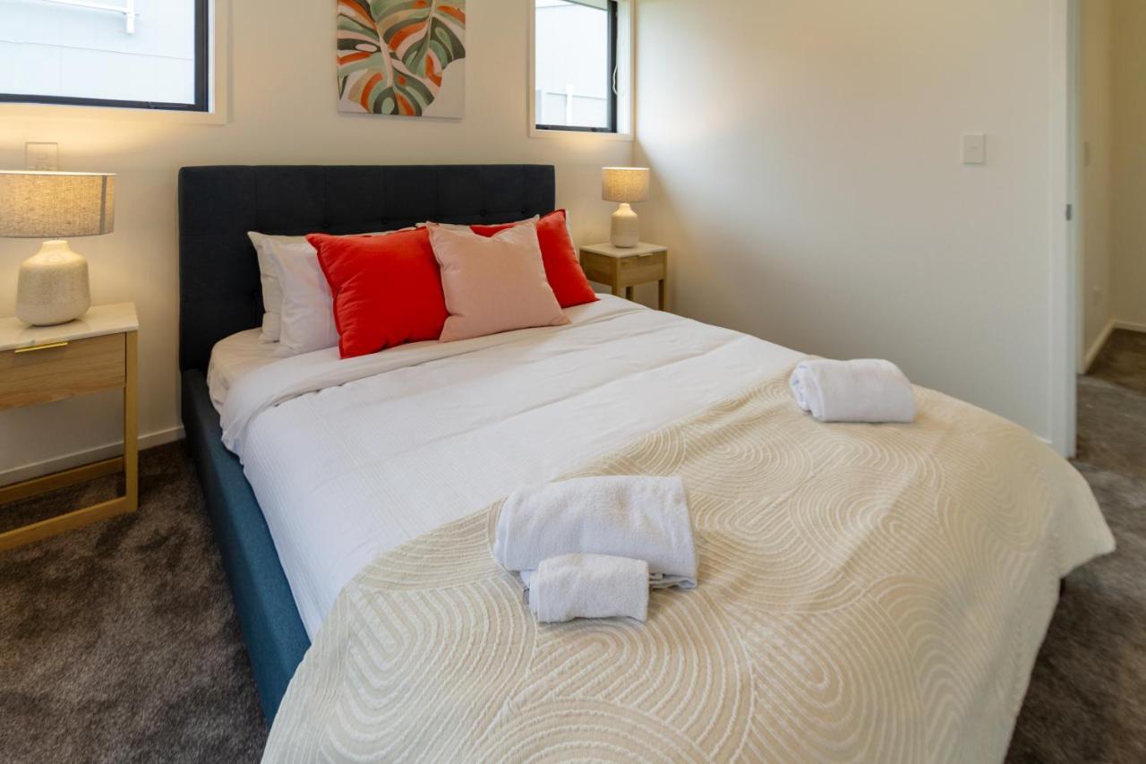 Peaceful Park View Townhouse 2 Bed W/Carpark Apartment Christchurch Exterior photo