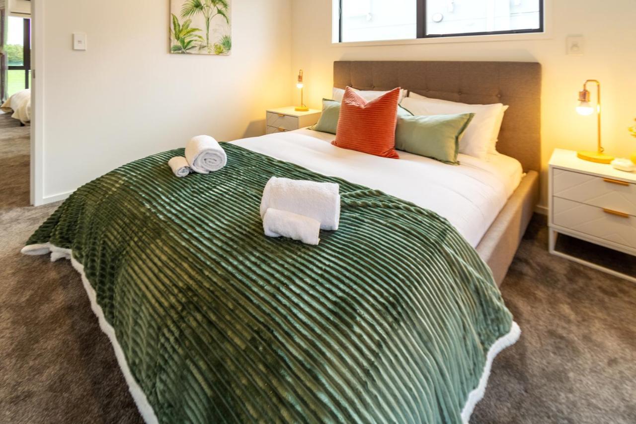 Peaceful Park View Townhouse 2 Bed W/Carpark Apartment Christchurch Exterior photo